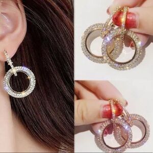 BEDAZZLED CRYSTAL EARRINGS‎
